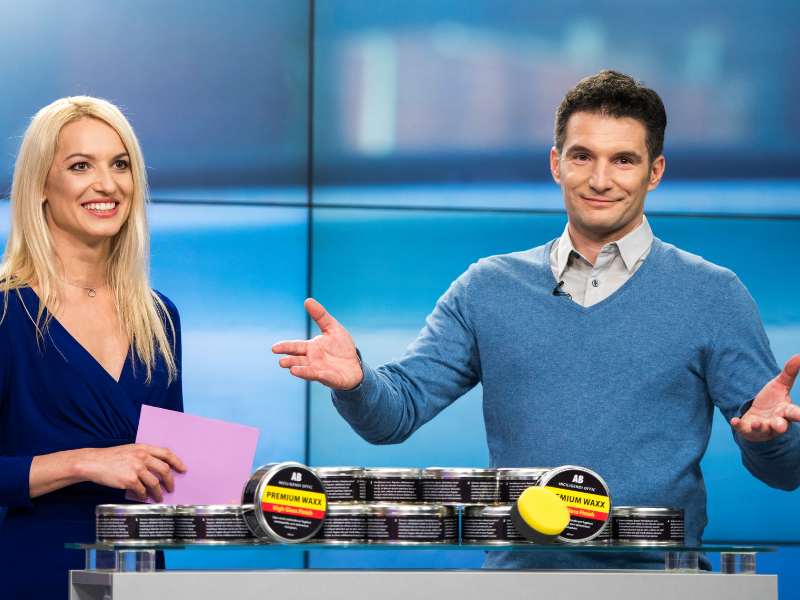 12 Effective Upselling Techniques to Boost Sales